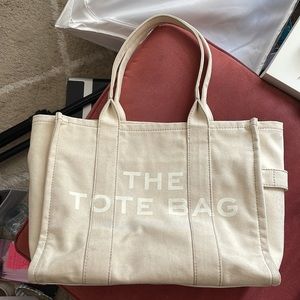 Marc Jacob The Tote Bag